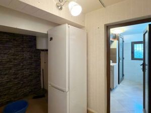 Apartament 1 camere - 300 Euro - Zona Complex Studentesc - imagine 6