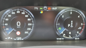 Vand Volvo XC90 2019 Diesel Mild Hibrid - imagine 3