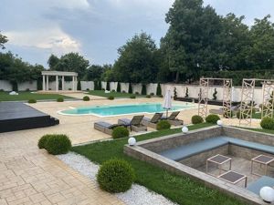 Hotel Renovat - Functional - Luxury - imagine 3