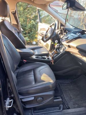 Ford kuga 2013 - imagine 5 Ford kuga 2013 - imagine 5