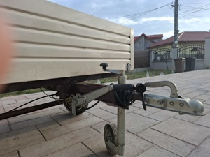 Vînd  remorcă puțin folosită 