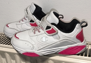 Adidași champion cu luminite