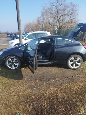 Opel astra j GTC  - imagine 6 Opel astra j GTC  - imagine 6
