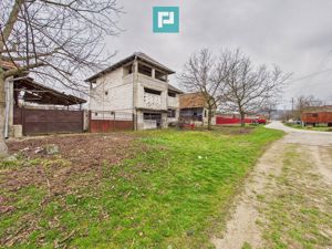 Casă la roșu în localitatea Almaș, Arad. - imagine 2