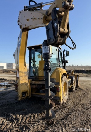 inchiriere BULDOEXCAVATOR cu foreza burghiu