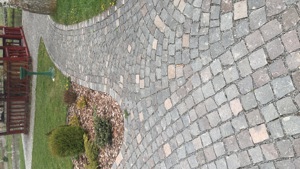 Piatr  cubic  din andezit - andezit kockakő