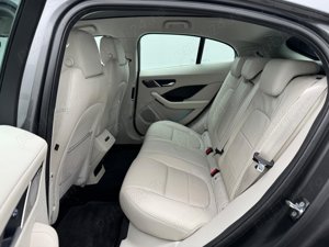Jaguar I-Pace S - Tracțiune integrală - Electric - Automatic - 400 hp - 179.024 km - imagine 4