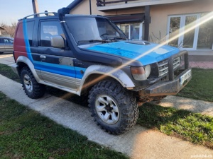 Mitsubishi Pajero 2.5 td cutie automată superselect - imagine 2