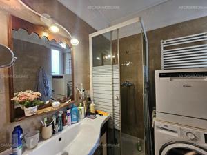 Apartament deosebit 2 camere, etajul 3, semidecomandat, cu parcare, Bogdăneștilor, colț cu Mendeleev - imagine 8