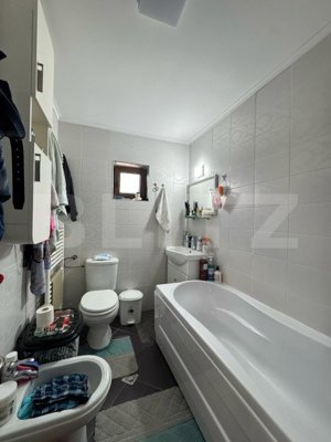 Apartament cu 4 camere, 91,5 mp, decomandat, zona Marasesti - imagine 9