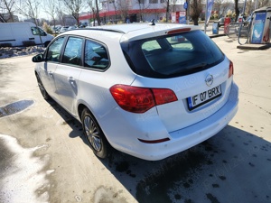 Super oferta! Opel Astra J Sport Tourer 1.3 Diesel, 2012, anvelope noi, ITP+RCA valabile - imagine 5 Super oferta! Opel Astra J Sport Tourer 1.3 Diesel, 2012, anvelope noi, ITP+RCA valabile - imagine 5