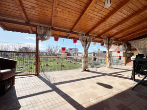 Casa individuala 5camere,836mp teren,140mp utili, in centru -Sanandrei