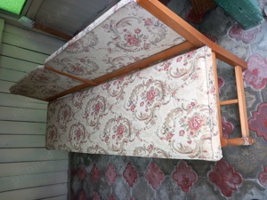 Vand 2 băncuțe tapițate pentru săli de așteptare cabinete medicale cabinete avocați etc la preț conv