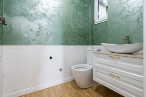 VAND APARTAMENT TREI CAMERE MAGNIFICE, SUPERB! APROAPE DE ORICE - imagine 10