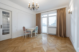 VAND APARTAMENT TREI CAMERE MAGNIFICE, SUPERB! APROAPE DE ORICE - imagine 14