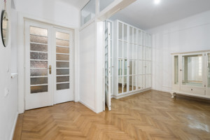 VAND APARTAMENT TREI CAMERE MAGNIFICE, SUPERB! APROAPE DE ORICE - imagine 20