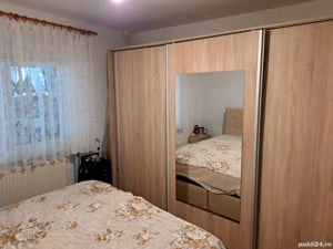 Vand apartament parter cu balcon extins 