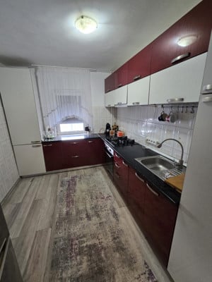 Apartament ofertant  Str Lalelelor