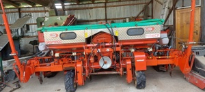 Vând semănătoare telescopica gaspardo monica  - imagine 5