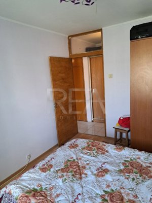 Apartament 3 camere, decomandat- Str Liniei, Gorjului - imagine 2