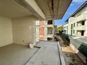 2 camere decomandat - Balcon 10,6 mp - Tepeș Vodă 152 - imagine 12