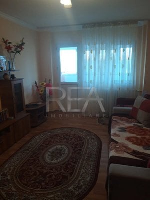 Apartament cu 3 camere, decomandat, et 2/10, Lacul Tei-Parc