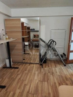 Apartament cu 2 camere, demisol inalt /3, Floreasca