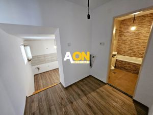 Casa de locuit si spatiu comercial, Cetate - imagine 10