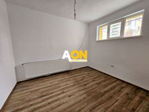 Casa de locuit si spatiu comercial, Cetate - imagine 12