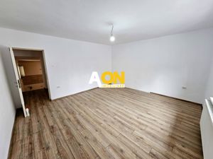 Casa de locuit si spatiu comercial, Cetate - imagine 9