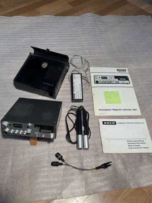 Istorie: Uher CR124 = primul casetofon portabil HIFI si auto-reverse set functional