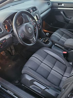 Golf 2.0 TDI Variant Match  - imagine 8 Golf 2.0 TDI Variant Match  - imagine 8