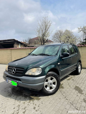 Mercedes ML 270 CDI   4x4 solid, intretinut complet, fara erori sau rugina
