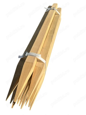 Stalpi patrati din lemn de salcam