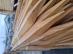 Stalpi patrati din lemn de salcam - imagine 5