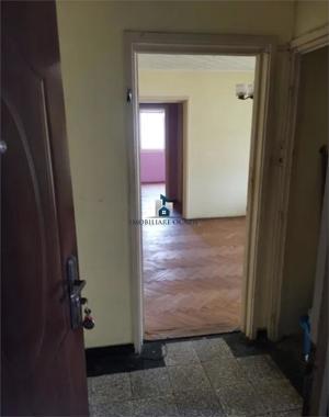 Vanzare Apartament 2 Camere Semidecomandat Emil Racovita