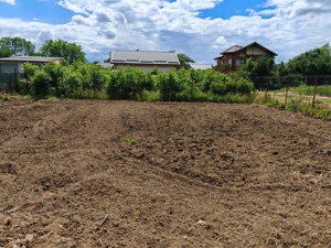 Vanzare teren INTRAVILAN - imagine 10 Vanzare teren INTRAVILAN - imagine 10