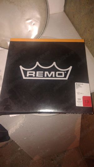 Vand fete pentru tobe