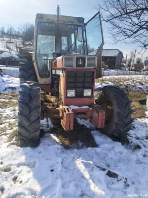 Tractor Internațional 1246
