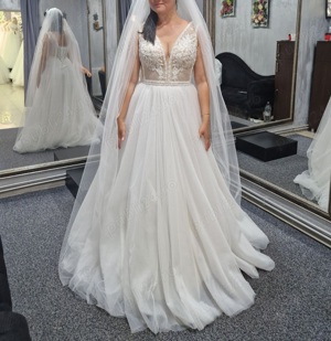 Rochie de mireasa + cadou!