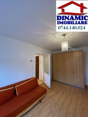 Apartament 2 camere, etaj 3, central, 300 euro lunar. - imagine 2
