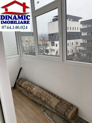 Apartament 2 camere, etaj 3, central, 300 euro lunar. - imagine 18