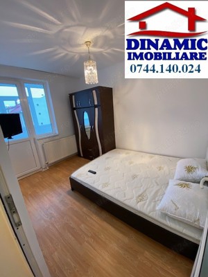 Apartament 2 camere, etaj 3, central, 300 euro lunar. - imagine 8