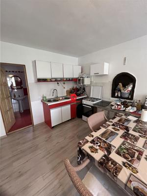 Casa la sol din BCA cu 3 camere, 4 bai, teren 555 mp, Eforie Sud - imagine 3