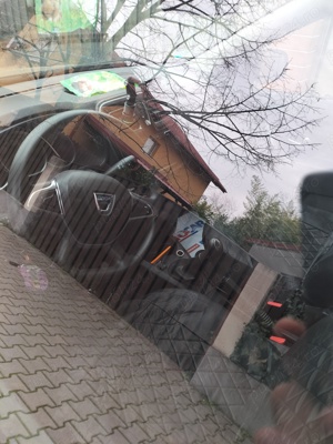 vand logan - imagine 2