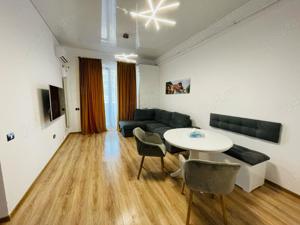 Apatament cu 2 camere in Complex de lux la malul marii, pretabil birou - imagine 8