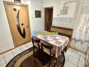 Apartament 3 camere decomandat etaj 3 Alba Iulia - imagine 8