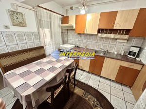 Apartament 3 camere decomandat etaj 3 Alba Iulia - imagine 3