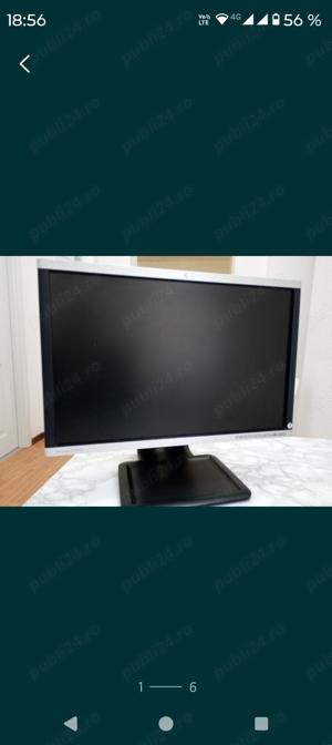 Monitor profesional HP LA2205wg