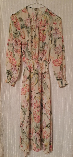 Rochie tul cu mânecă lungă 